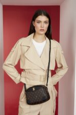 Kahve Monogram Kadin Omuz Cantasi 05Po22Y1534 - Resim 1