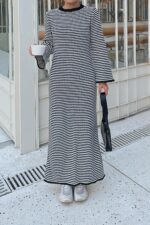 Siyah Algo Cizgili Bisiklet Yaka Ispanyol Kol Kadin Midi Triko Elbise - Resim 4