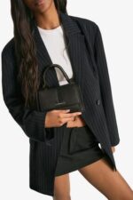 Zincirli Kapitone Capraz Askili Canta - Resim 4