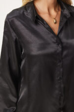 Kadin Siyah Hafif Dokumlu Saten Yuzeyli Gomlek Dd00990 - Resim 4