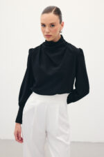 Drape Detayli Bluz Siyah - Resim 4
