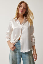 Kadin Krem Hafif Dokumlu Saten Yuzeyli Gomlek Dd00990 - Resim 2