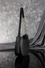 Siyah Fermuarli Astarli Ayarlanabilir Askili El Ve Omuz Cantasi - Resim 4